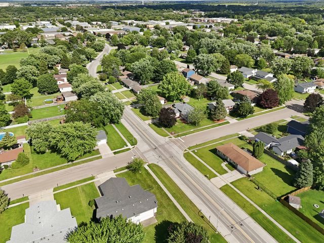700 Michigan Avenue, South Elgin, IL 60177