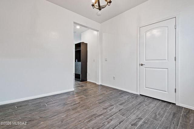 8038 S Golden Bell Drive, Tucson, AZ 85747