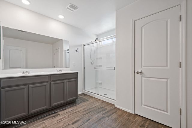 8038 S Golden Bell Drive, Tucson, AZ 85747