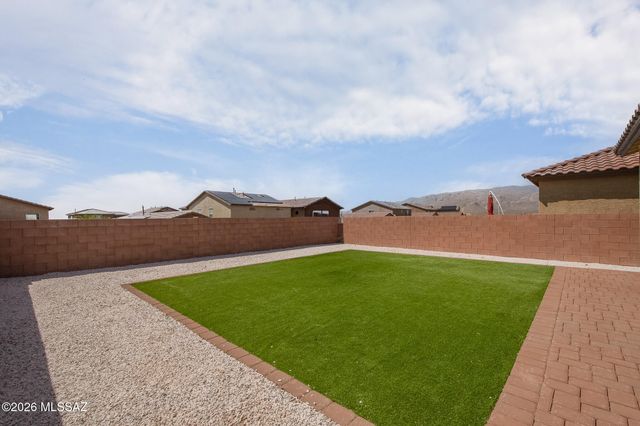 8038 S Golden Bell Drive, Tucson, AZ 85747