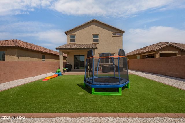 8038 S Golden Bell Drive, Tucson, AZ 85747