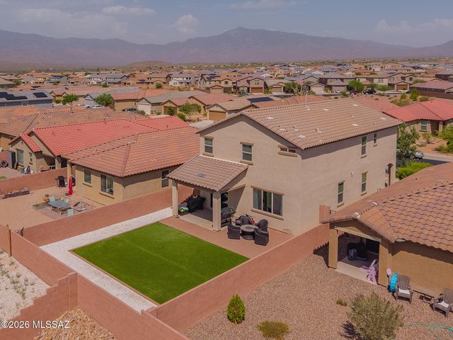 8038 S Golden Bell Drive, Tucson, AZ 85747