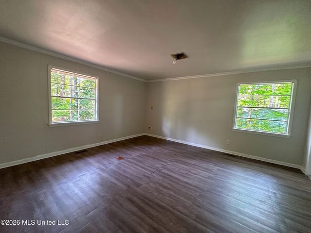 5726 Fernwood Drive, Jackson, MS 39206
