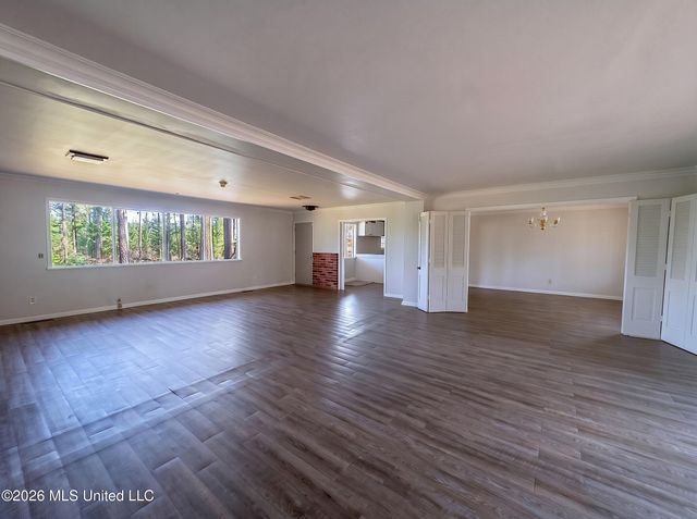 5726 Fernwood Drive, Jackson, MS 39206