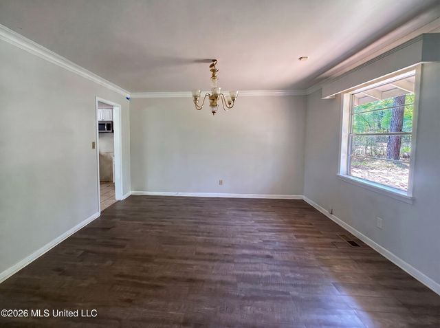 5726 Fernwood Drive, Jackson, MS 39206