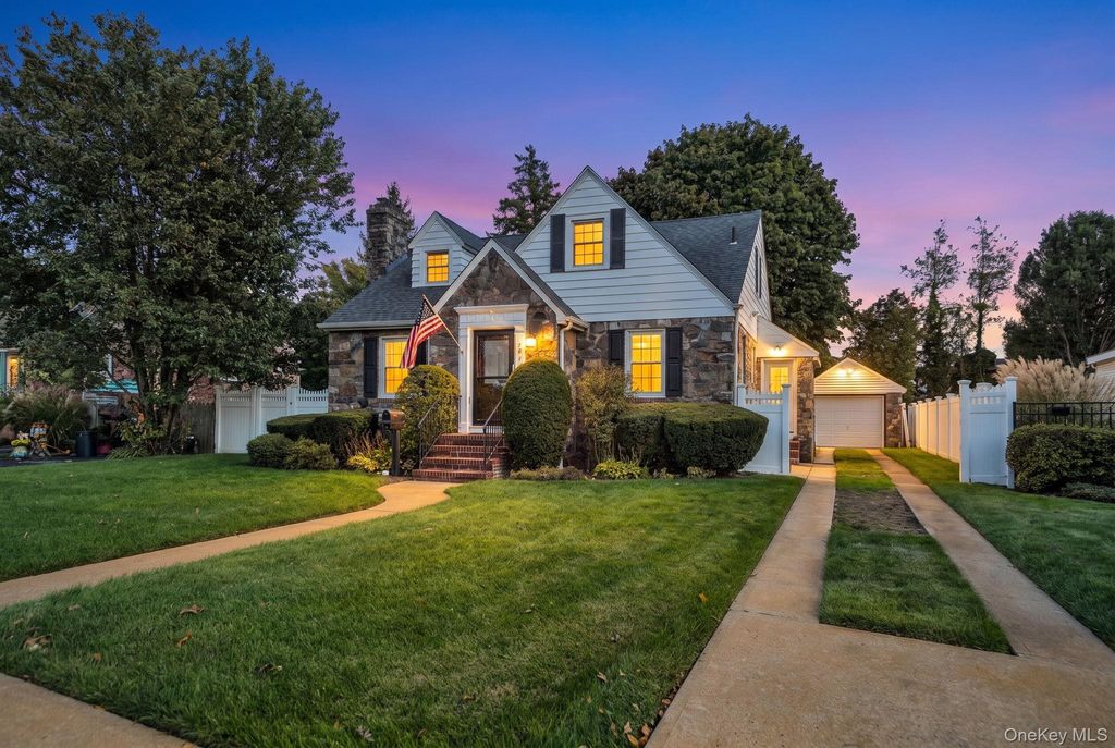 1843 Beech Street, Wantagh, NY 11793 — exterior