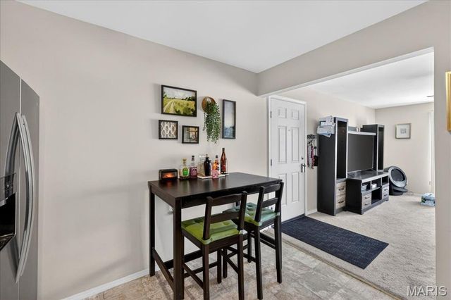 1104 Mariedale Court C, St Louis, MO 63122