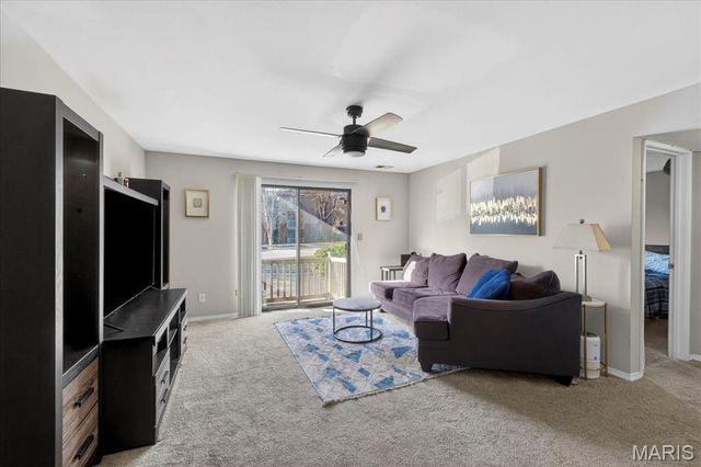 1104 Mariedale Court C, St Louis, MO 63122