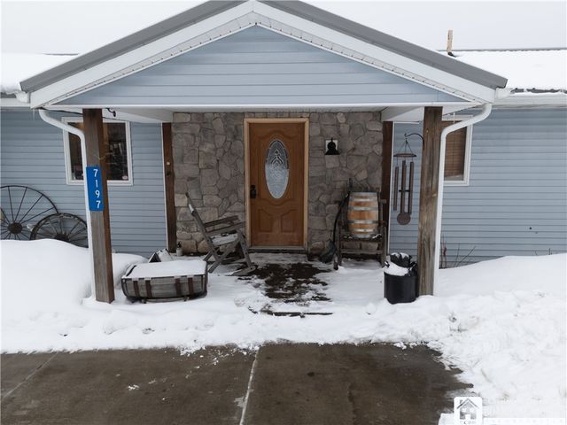 7197 Hall Road, Charlotte, NY 14718