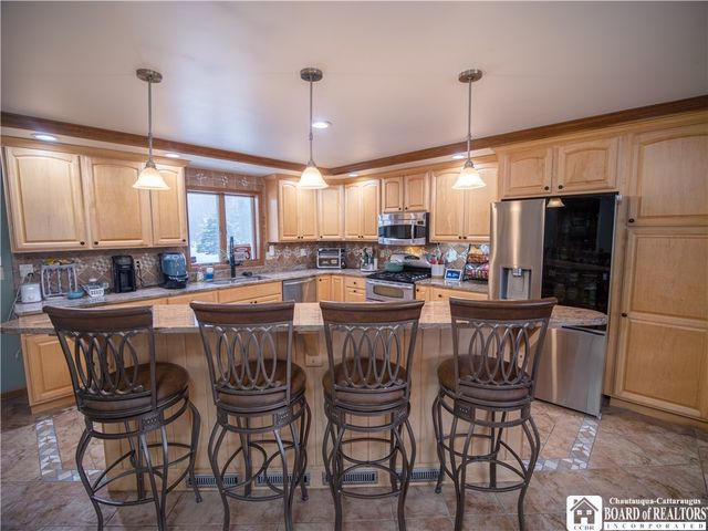 7197 Hall Road, Charlotte, NY 14718