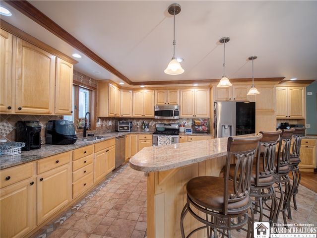 7197 Hall Road, Charlotte, NY 14718