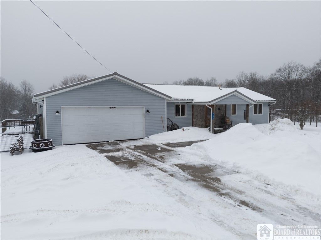 7197 Hall Road, Charlotte, NY 14718