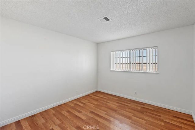 23405 Ramona, Apple Valley, CA 92307