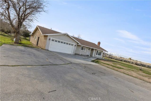 23405 Ramona, Apple Valley, CA 92307