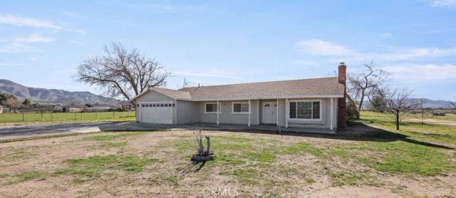 23405 Ramona, Apple Valley, CA 92307
