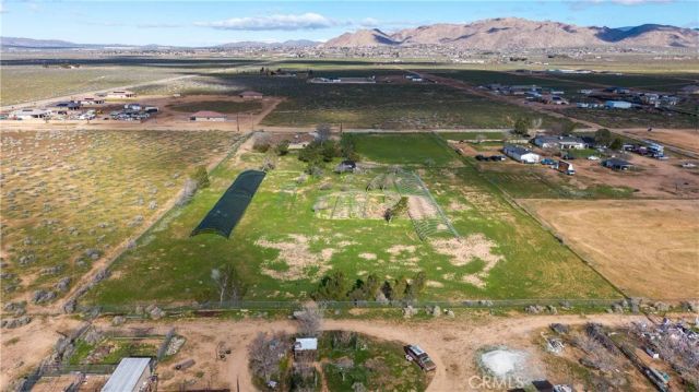 23405 Ramona, Apple Valley, CA 92307