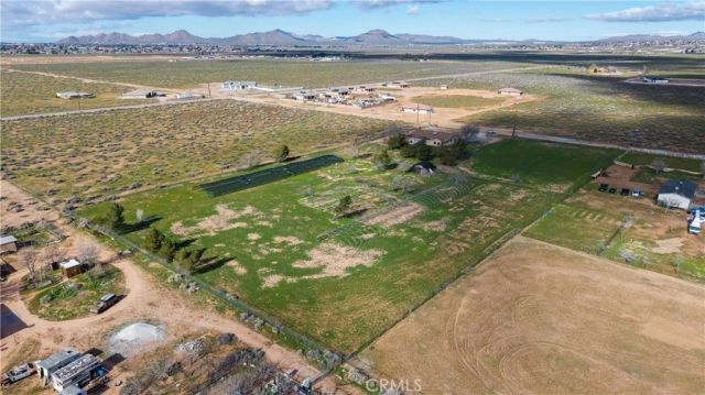 23405 Ramona, Apple Valley, CA 92307