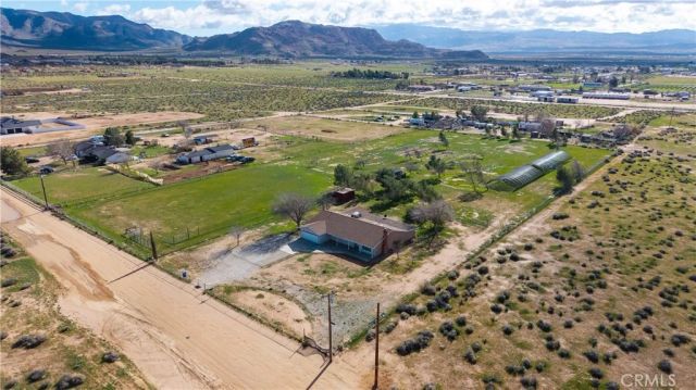 23405 Ramona, Apple Valley, CA 92307