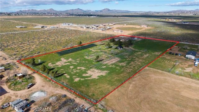 23405 Ramona, Apple Valley, CA 92307