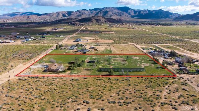 23405 Ramona, Apple Valley, CA 92307