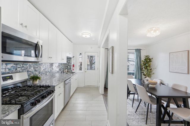 1714 E ST NE, Washington, DC 20002