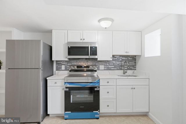 1714 E ST NE, Washington, DC 20002