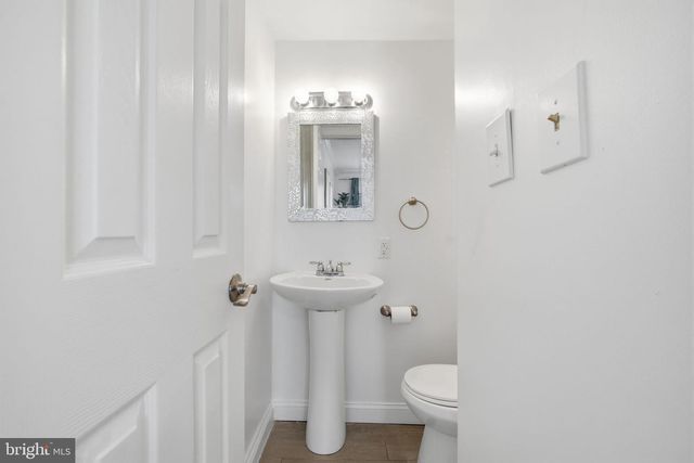 1714 E ST NE, Washington, DC 20002