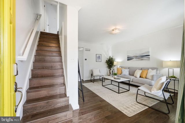 1714 E ST NE, Washington, DC 20002