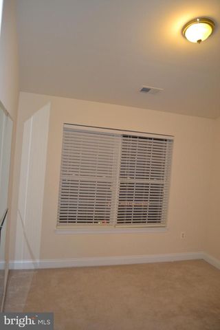 16456 KENNEWEG CT, Woodbridge, VA 22191