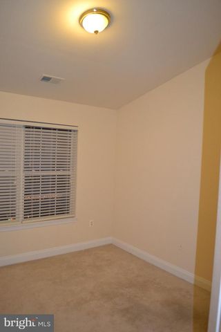 16456 KENNEWEG CT, Woodbridge, VA 22191