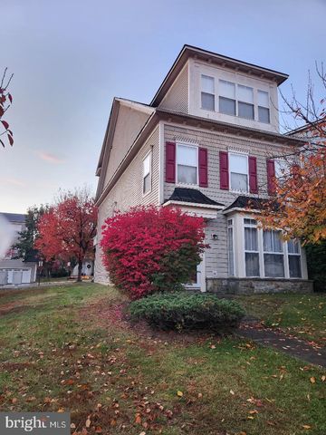 16456 KENNEWEG CT, Woodbridge, VA 22191