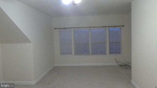 16456 KENNEWEG CT, Woodbridge, VA 22191