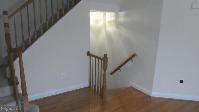 16456 KENNEWEG CT, Woodbridge, VA 22191