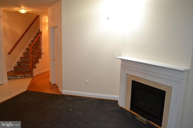 16456 KENNEWEG CT, Woodbridge, VA 22191