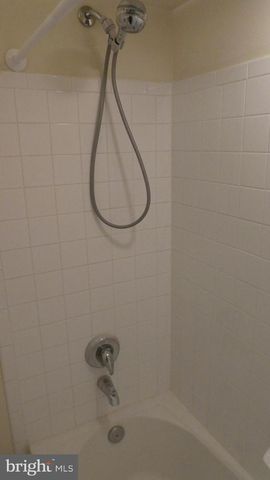 16456 KENNEWEG CT, Woodbridge, VA 22191