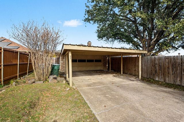 1950 Westminster Drive, Carrollton, TX 75007