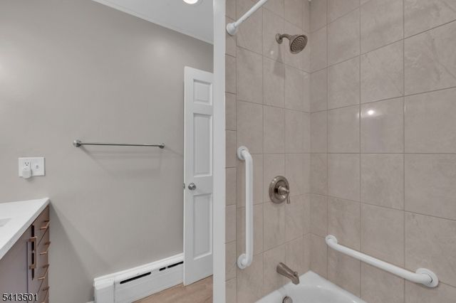 15 Winding Brook Way, Rockaway Twp., NJ 07866