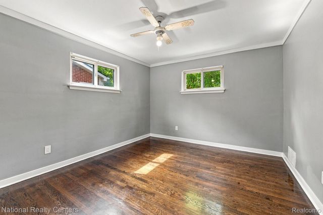 29435 Spoon Avenue, Madison Heights, MI 48071