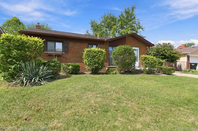 29435 Spoon Avenue, Madison Heights, MI 48071