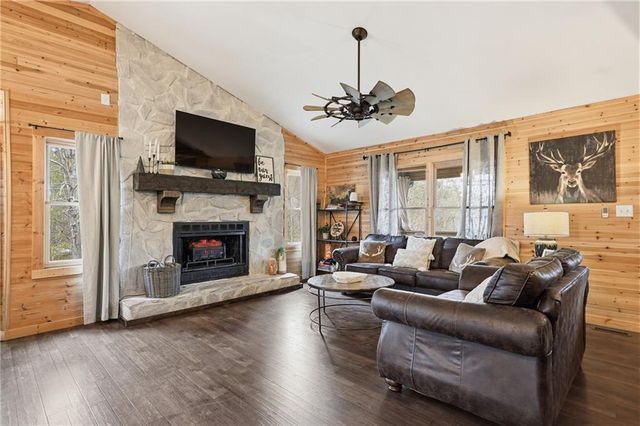 130 Clark Drive, Ellijay, GA 30540