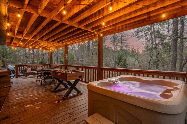 130 Clark Drive, Ellijay, GA 30540