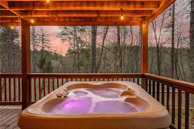 130 Clark Drive, Ellijay, GA 30540