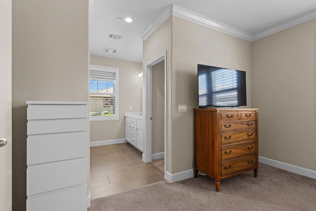 4504 Villa Del Paso Ln, Sacramento, CA 95834