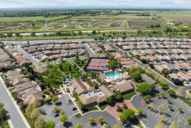 4504 Villa Del Paso Ln, Sacramento, CA 95834