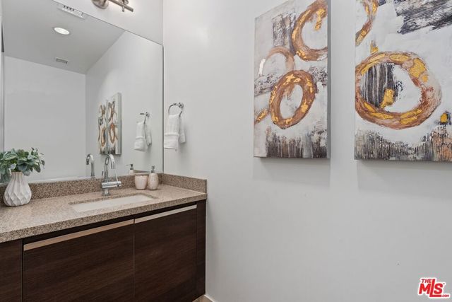 3111 Via Dolce 402, Marina Del Rey, CA 90292