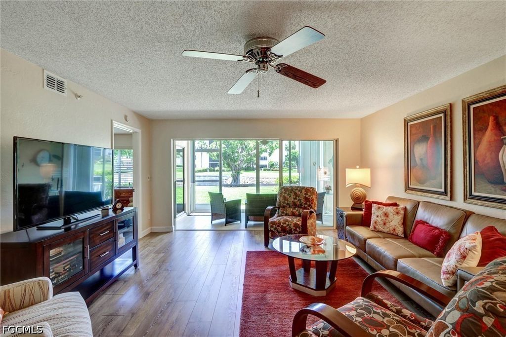 9900 Sunset Cove LN 114, Fort Myers, FL 33919