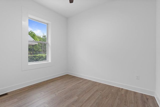 1503 N Chamberlain Avenue, Chattanooga, TN 37406