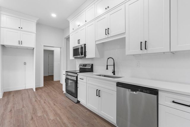 1503 N Chamberlain Avenue, Chattanooga, TN 37406