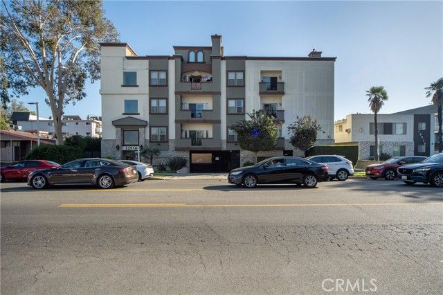 12916 MOORPARK Street 104, Studio City (los Angeles), CA 91406
