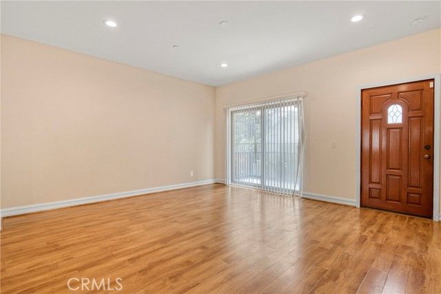 12916 MOORPARK Street 104, Studio City (los Angeles), CA 91406